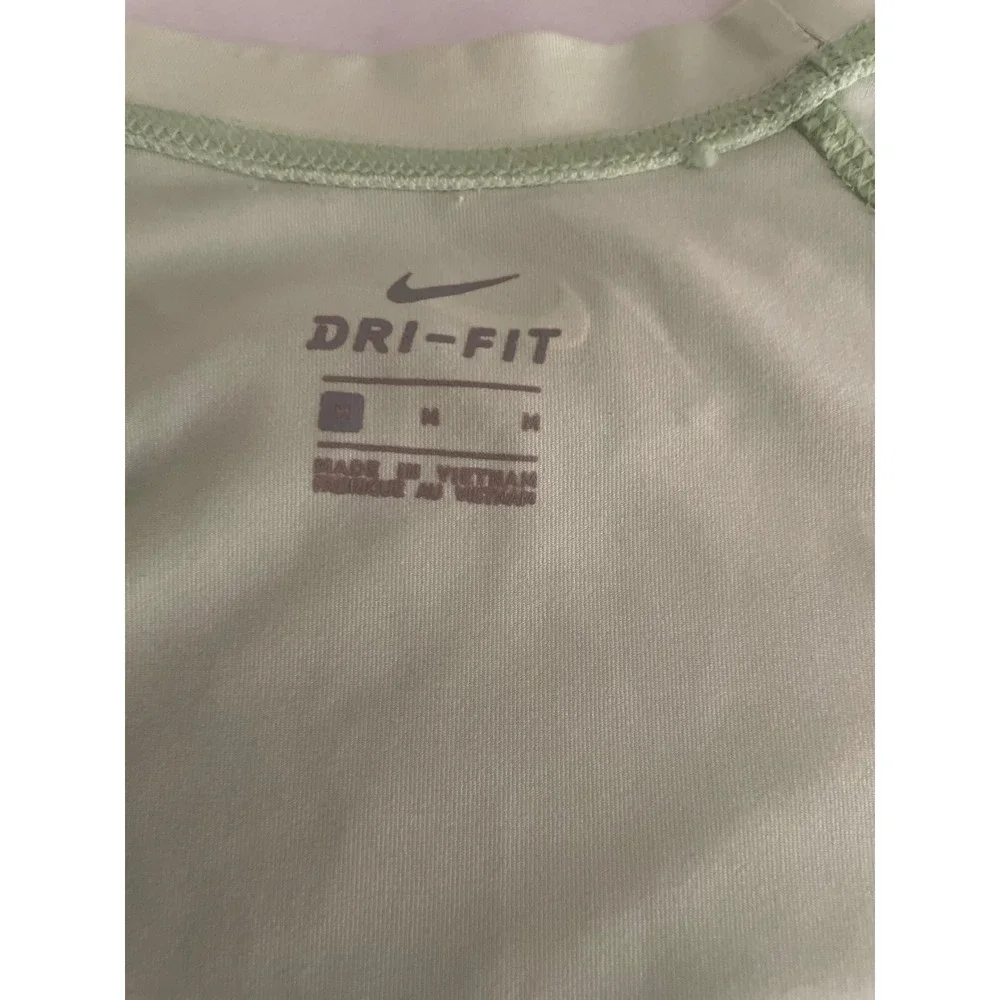 Nike Dri-FIT Swim Mens UPF 40+ Short Sleeve Rashguar Swim Tee Lime Green M